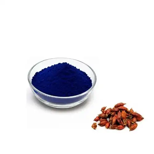 How does gardenia blue compare to spirulina extract in food coloring
